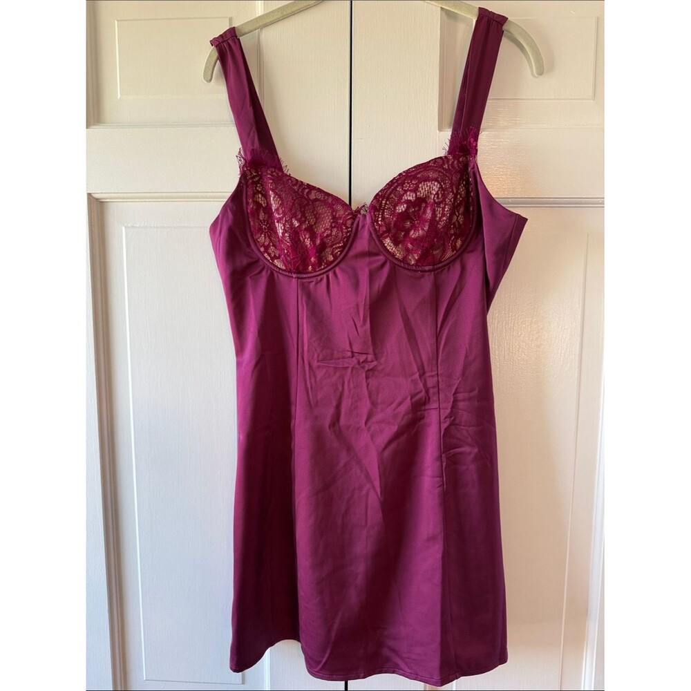 NWT LULUS BURGUNDY BERRY LACE TRIP SLIP DRESS UNDERWIRE BUSTIER MEDIUM SATIN